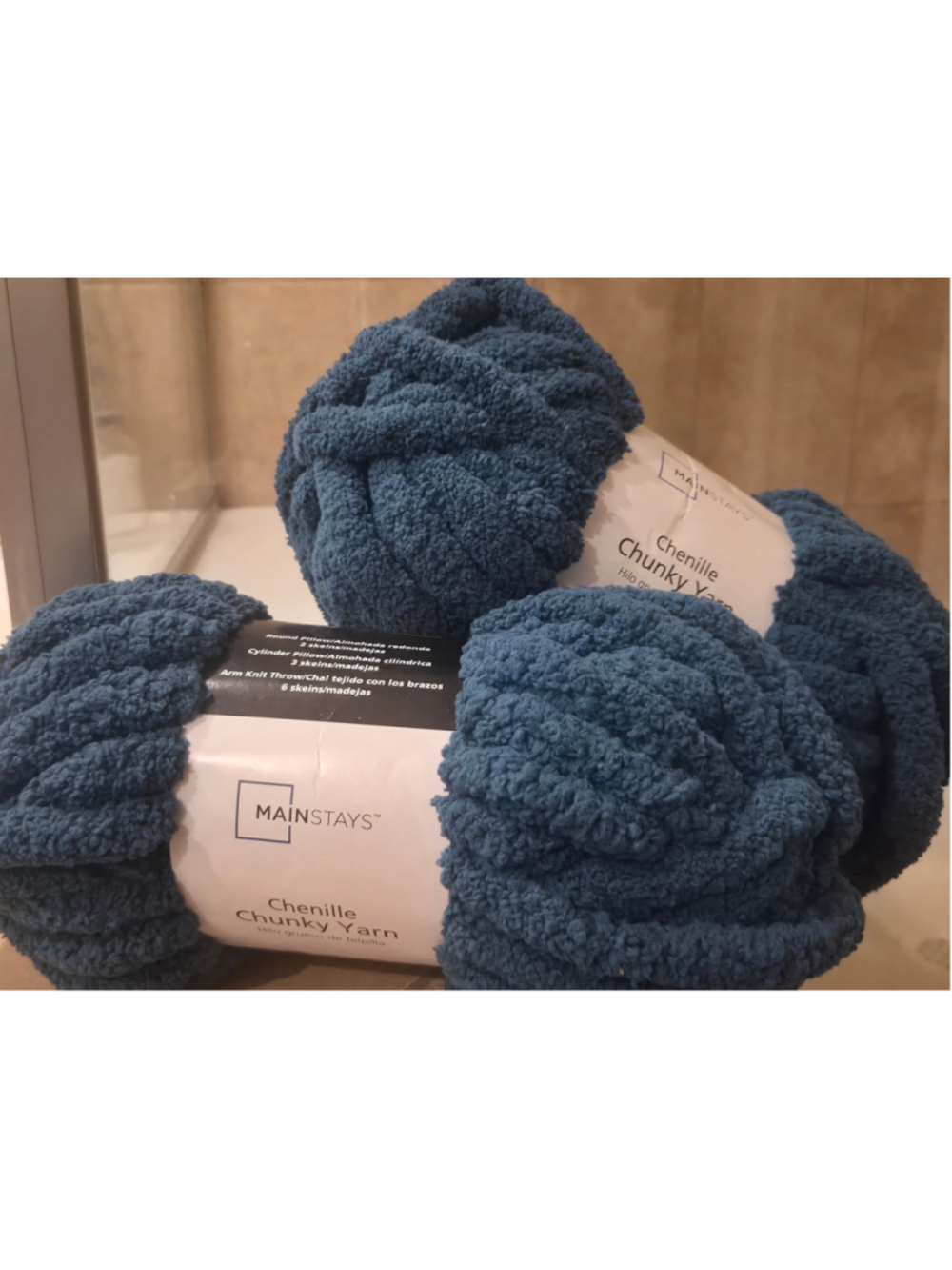 Mainstays Chenille Chunky Yarn 2 Skeins Color Corsair Bulky Soft Arm Knit